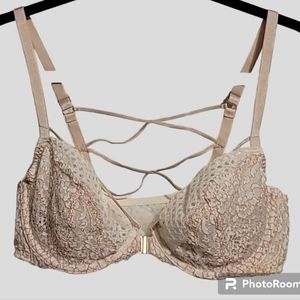 Victoria's Secret Lace Bra Sz 36C Beige-Pink Cage Strap Very Sexy Unlined Demi